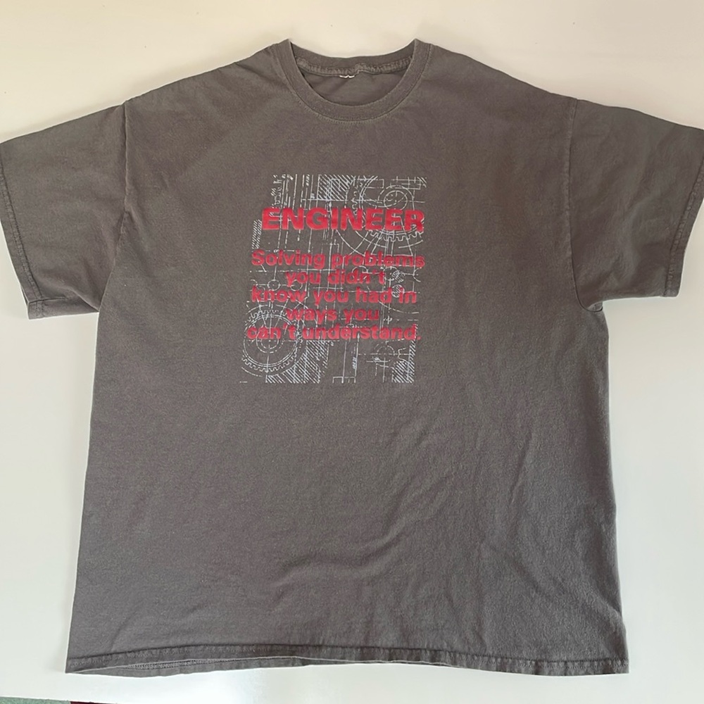 Engineer Solving Problems grey tee XL